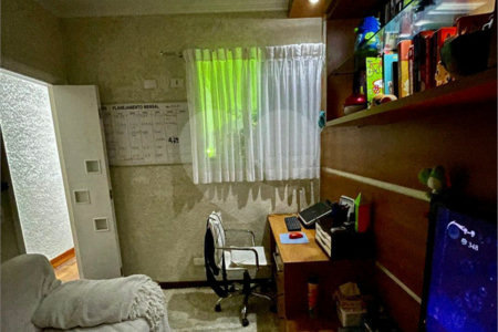 Sobrado à venda com 3 quartos, sendo 1 suíte, em Vila Maria Alta, São Paulo, SP