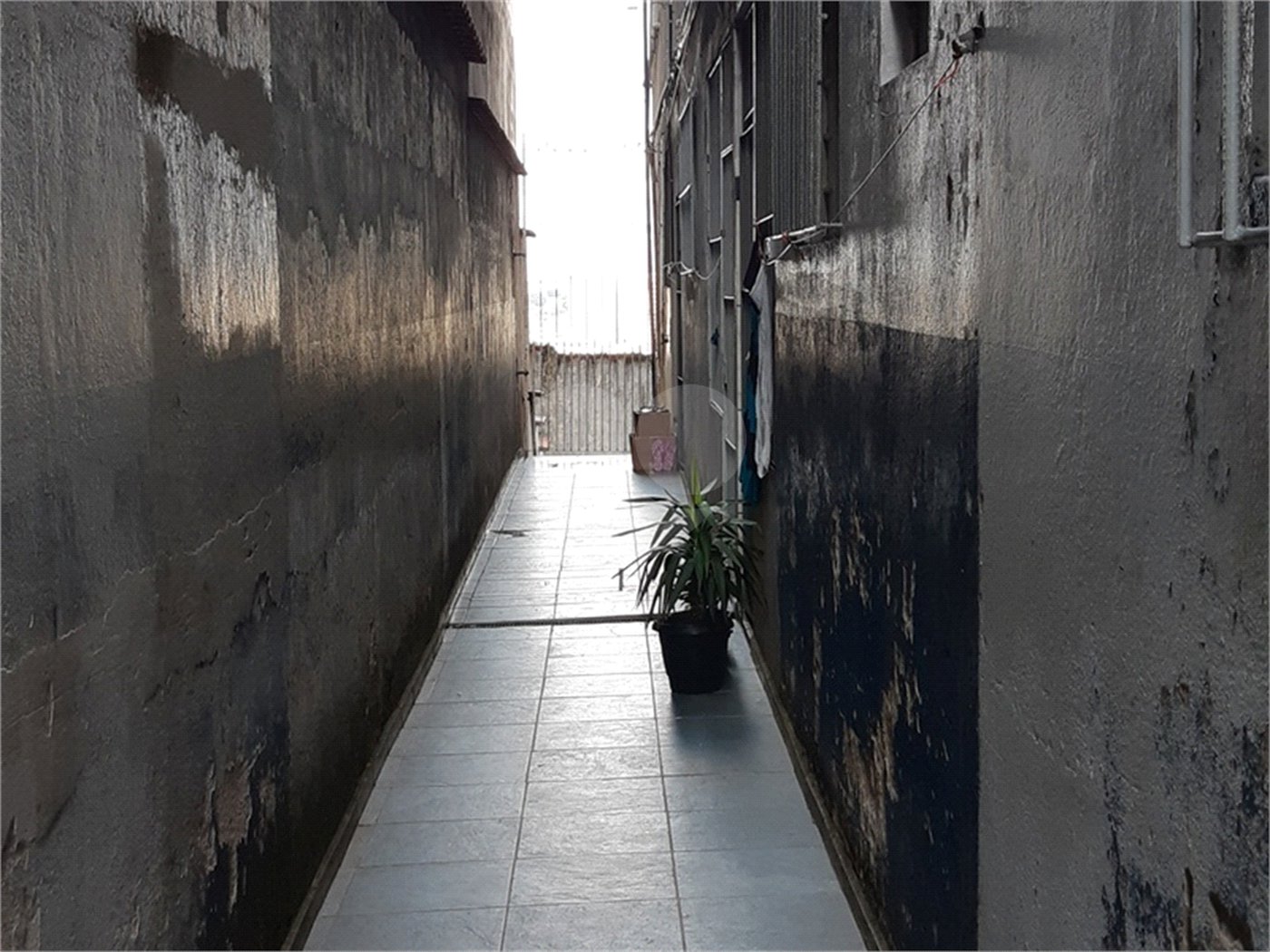 Sobrado à venda com 20 quartos em Jardim Peri, São Paulo, SP