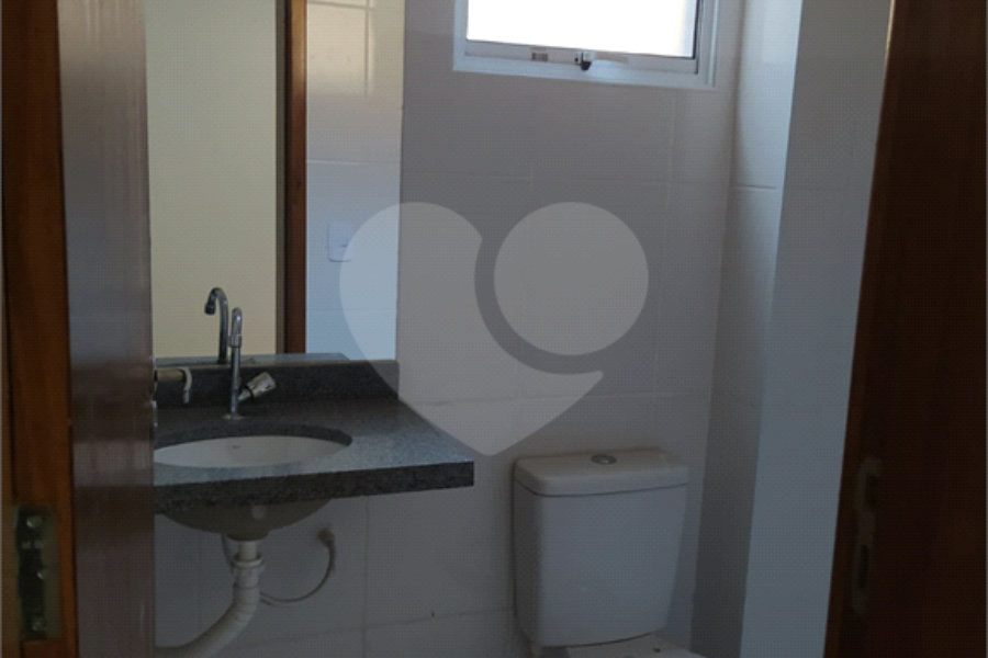 Casa à venda com 2 quartos no condomínio Residencial Magueta, São Paulo - SP