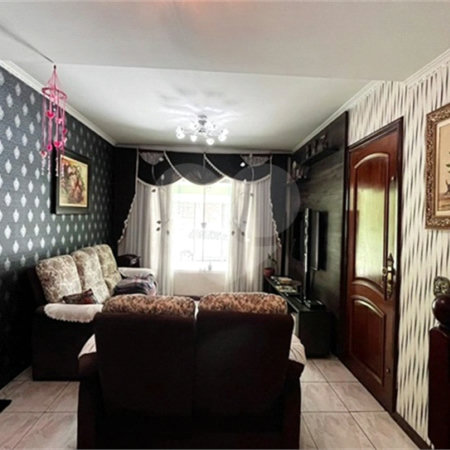 Casa à venda com 3 quartos, sendo 1 suíte, em Vila Boaçava, São Paulo, SP