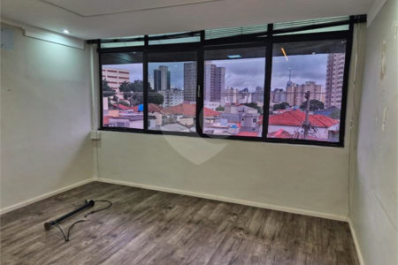 Prédio à venda em Cambuci, São Paulo, SP