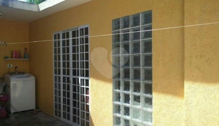 Casa Térrea à venda com 3 quartos em Chora Menino, São Paulo, SP
