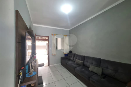Casa à venda com 2 quartos, sendo 1 suíte,  em Aparecidinha, Sorocaba, SP