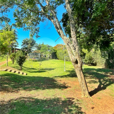 Villagio à venda com 5 quartos, sendo 3 suítes, em Vila Petrópolis, Atibaia, SP