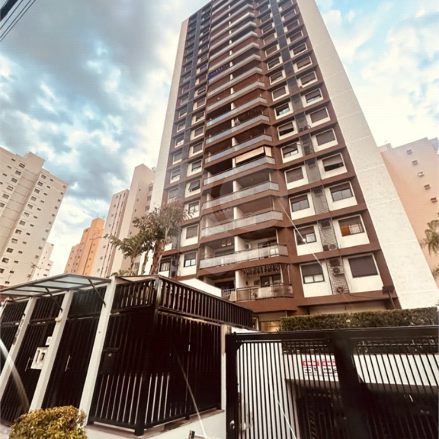 Apartamento à venda com 3 quartos, sendo 1 suíte, no Centro, Ribeirão Preto, SP