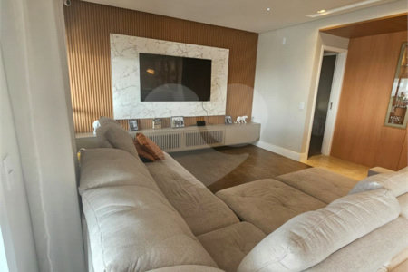 Apartamento à venda com 3 suítes em Santa Teresinha, São Paulo, SP