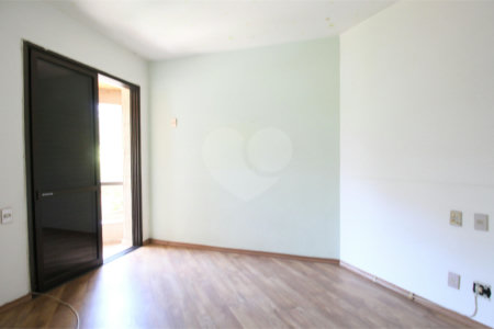 Apartamento à venda com 3 suítes em Vila Suzana, São Paulo, SP