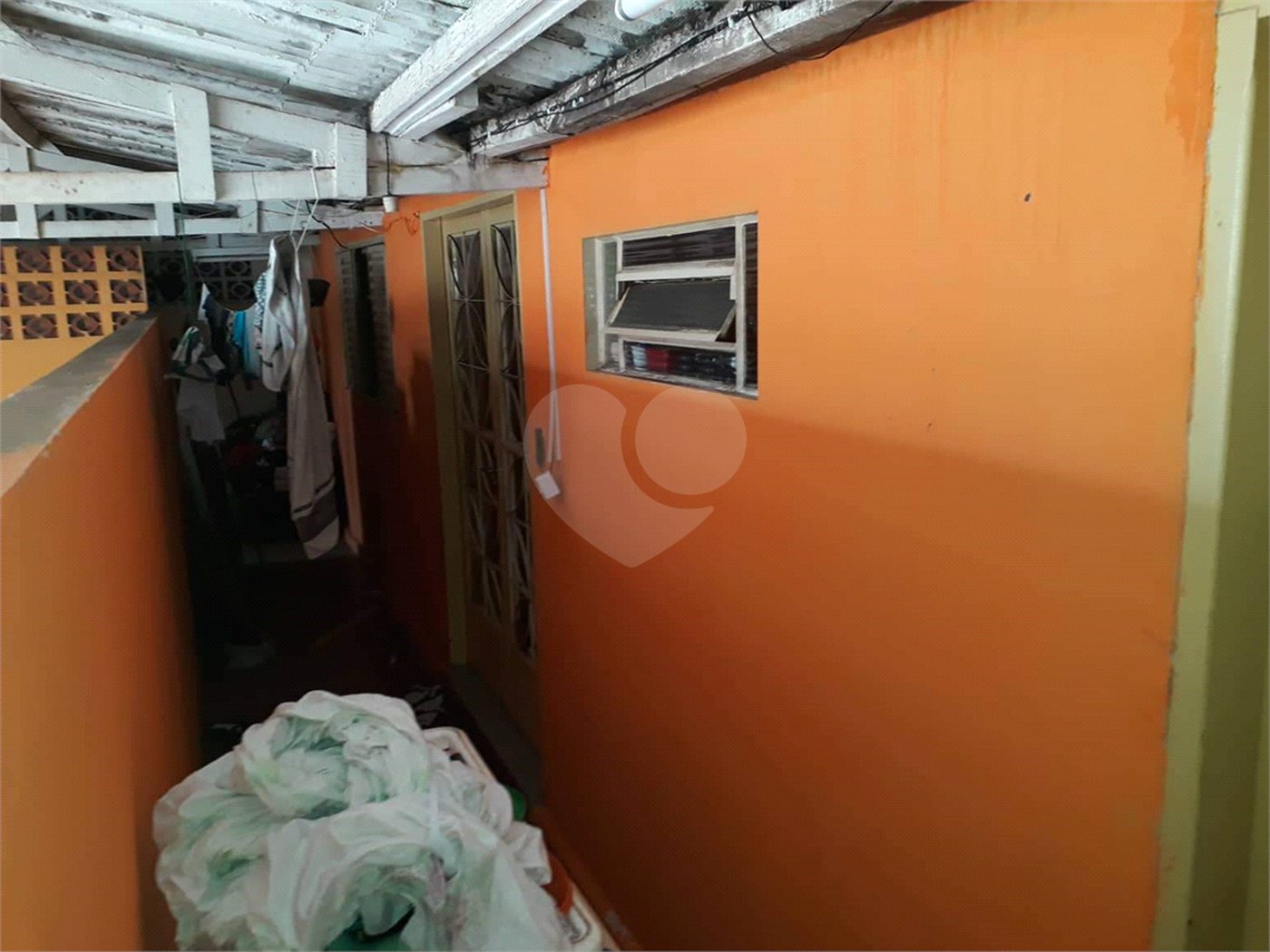 Casa térrea para venda.