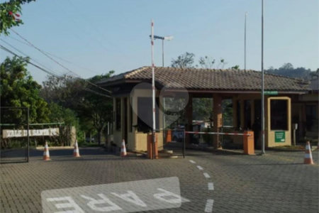 Terreno à venda no condomínio Vale da Santa Fé, Vinhedo - SP