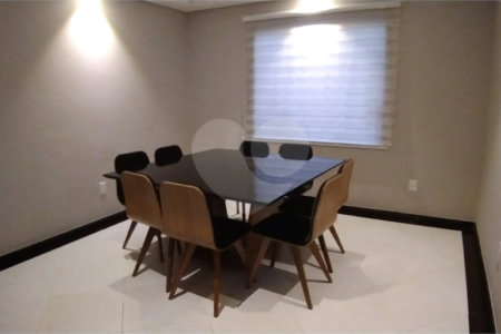 Casa à venda com 4 suítes no condomínio Aruã, Mogi das Cruzes - SP