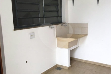 Casa à venda com 4 quartos, sendo 1 suíte, em Loteamento Loanda, Atibaia, SP