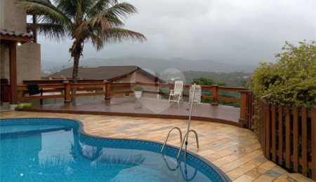 Casa à venda com 4 suítes no condomínio Alpes de Mairiporã, Mairiporã - SP