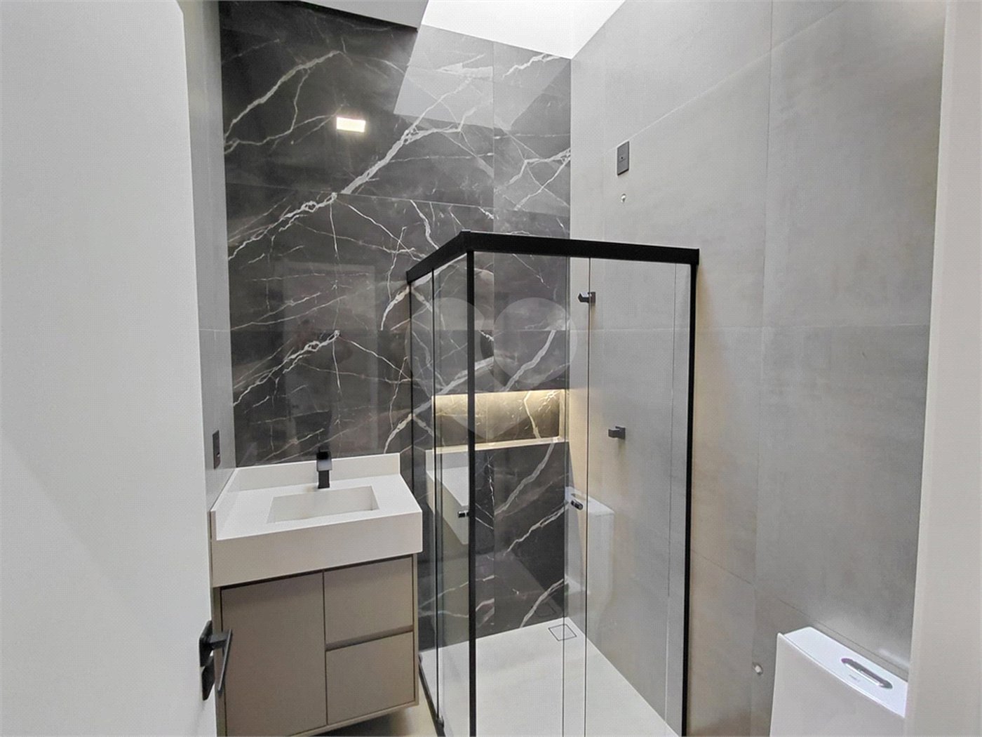 Casa à venda com 3 quartos, sendo 1 suíte, no condomínio Park Real Indaiatuba, Indaiatuba - SP