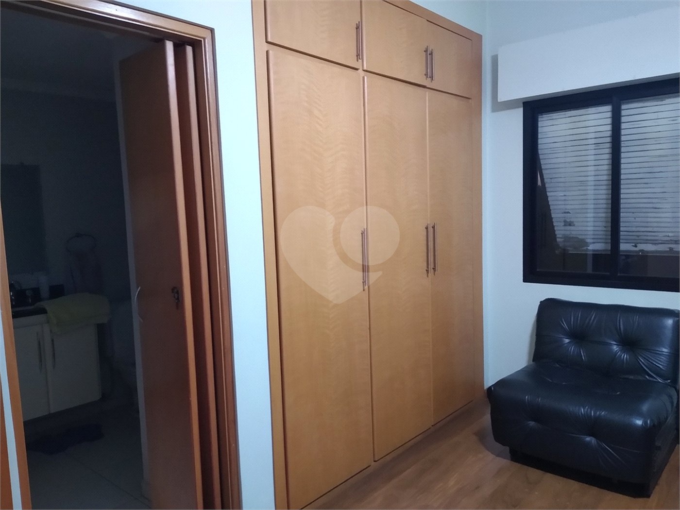 Apartamento à venda com 3 quartos, sendo 1 suíte,  em Bela Vista, São Paulo, SP