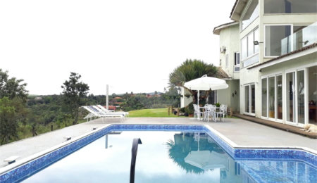 Casa à venda com 4 quartos, sendo 2 suítes,  em Pinhal, Jarinu, SP