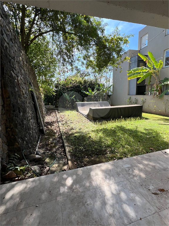 Terreno à venda no condomínio Jardim Vitória Régia, São Paulo - SP