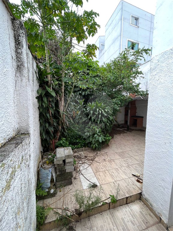Sobrado à venda com 3 quartos em Vila Nivi, São Paulo, SP