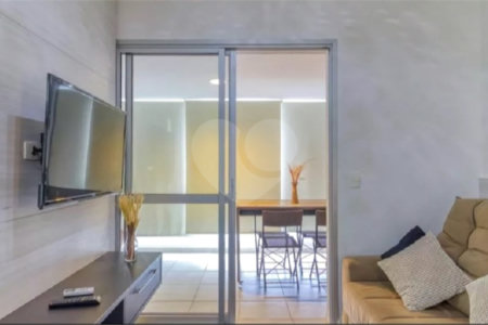 Apartamento à venda com 1 quarto em Indianópolis, São Paulo, SP