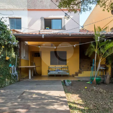 Sobrado à venda com 3 quartos, sendo 1 suíte, em Chácara Monte Alegre, São Paulo, SP