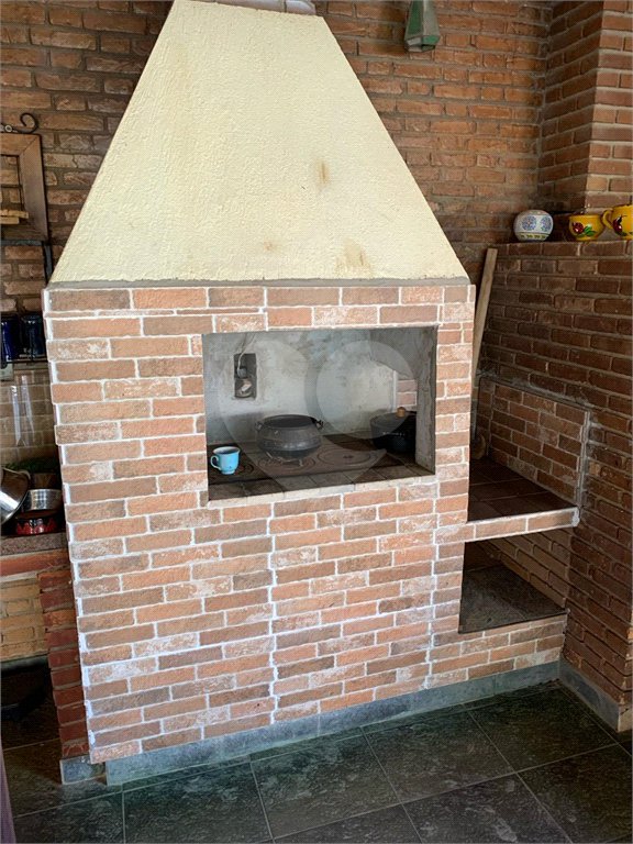 Chácara à venda com 4 quartos, sendo 1 suíte,  em Parque Residencial Atibaia, Atibaia, SP