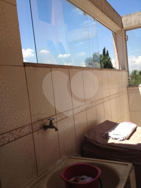 Sobrado à venda com 3 quartos, sendo 1 suíte, em Vila Nova Cachoeirinha, São Paulo, SP
