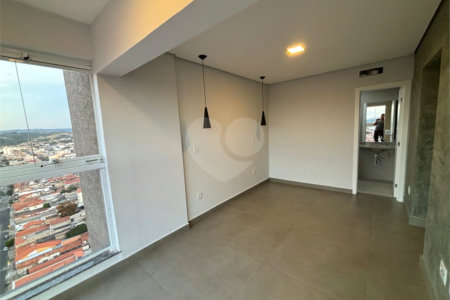 Apartamento à venda com 2 quartos, sendo 1 suíte, em Vila Hortência, Sorocaba, SP