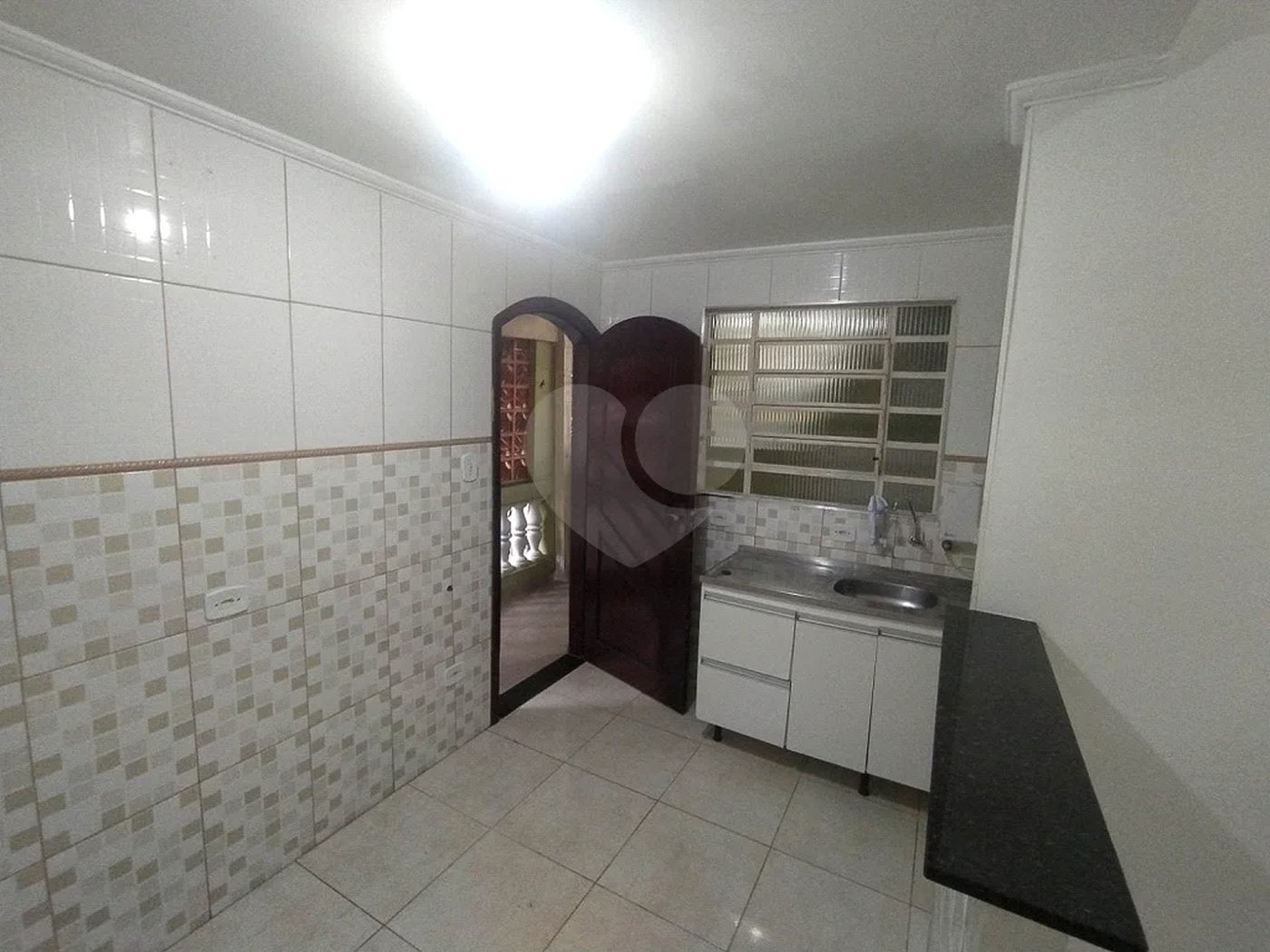 Casa à venda com 10 quartos, sendo 1 suíte, em Santa Teresinha, São Paulo, SP