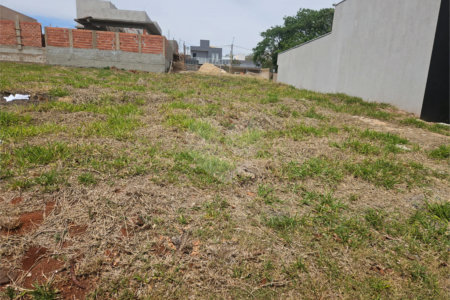 Terreno à venda no condomínio Bela Vitta, Araraquara - SP