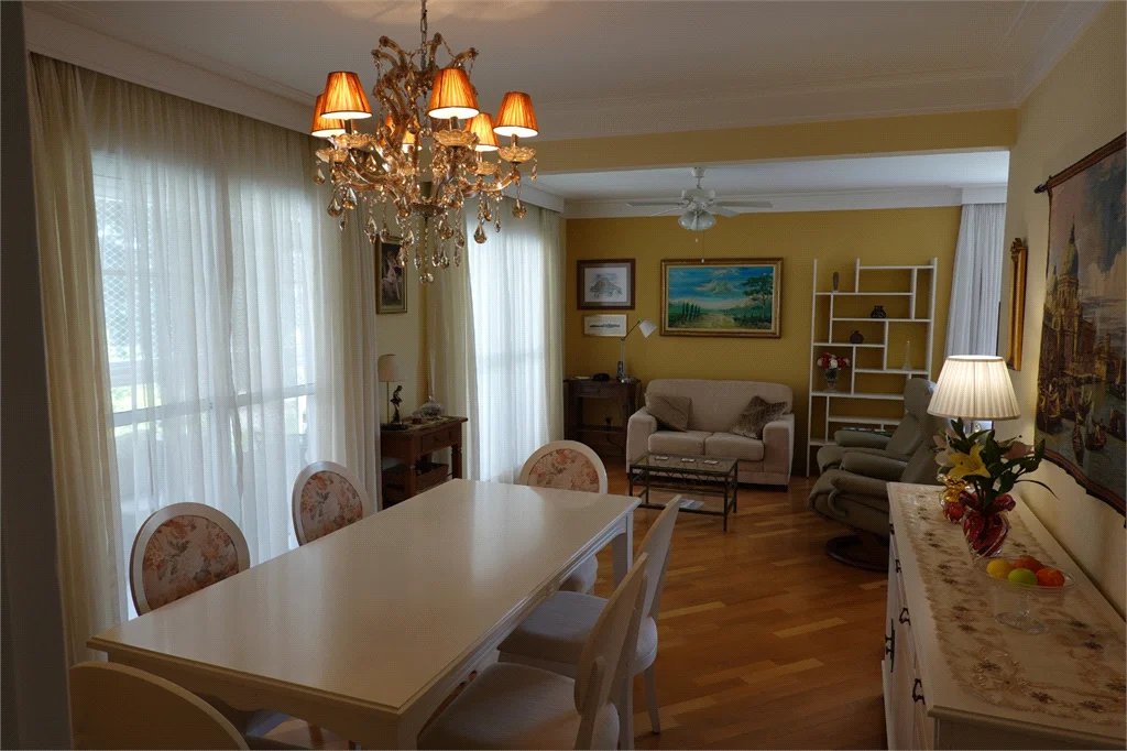 Apartamento à venda com 4 quartos, sendo 2 suítes, em Cidade São Francisco, São Paulo, SP