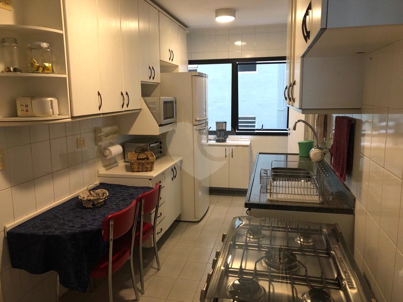 Apartamento à venda com 3 quartos, sendo 2 suítes, em Jardim América, São Paulo, SP
