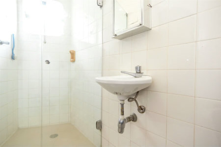 Casa Térrea à venda com 3 quartos, sendo 1 suíte, em Vila Inah, São Paulo, SP