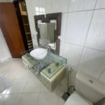Casa à venda com 5 quartos, sendo 3 suítes, no condomínio Recanto das Palmeiras, Rio de Janeiro - RJ
