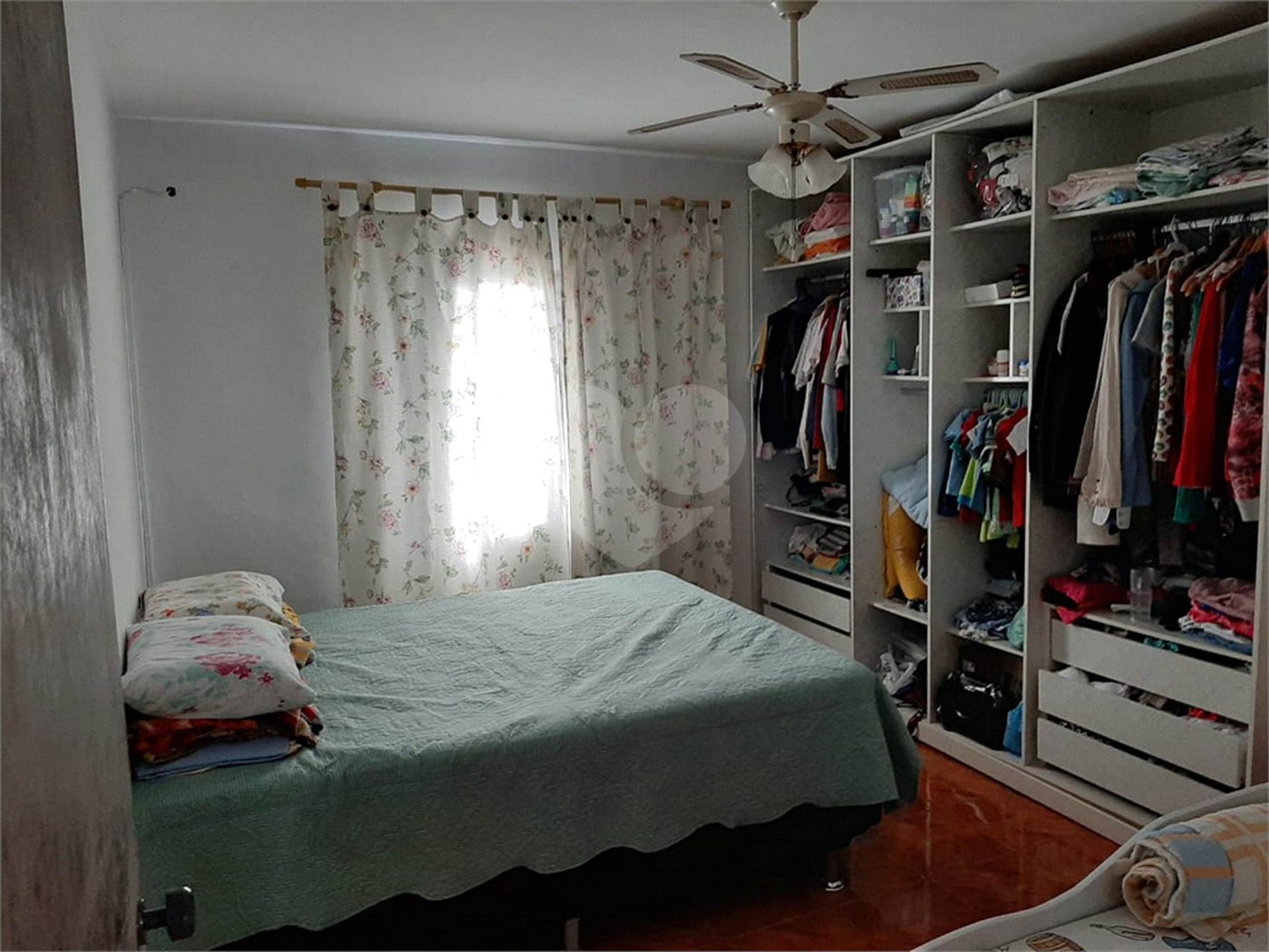 Sobrado à venda com 2 quartos em Tremembé, São Paulo, SP