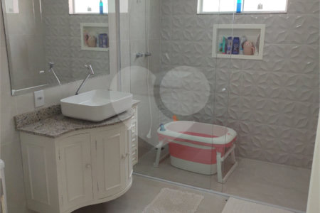 Casa à venda com 3 quartos, sendo 2 suítes, em Jardim Santa Rosália, Sorocaba, SP