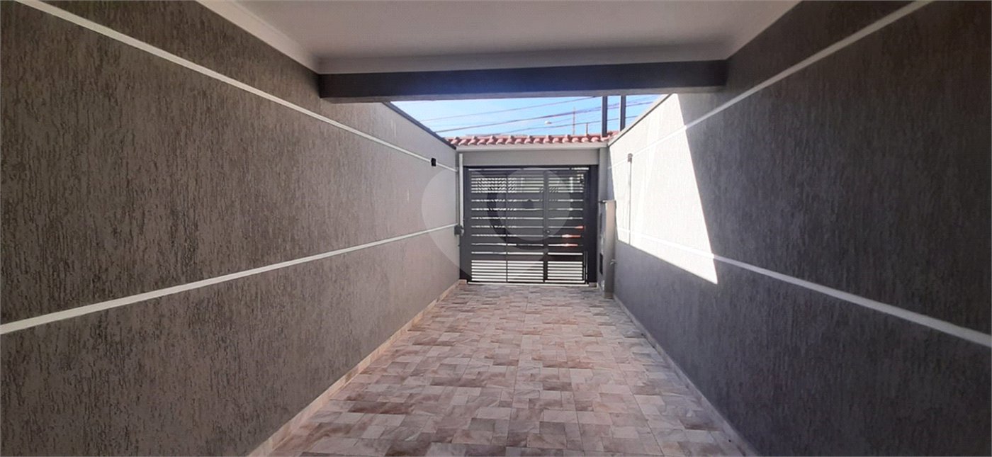 Sobrado à venda com 3 quartos, sendo 1 suíte,  em Vila Guilherme, São Paulo, SP