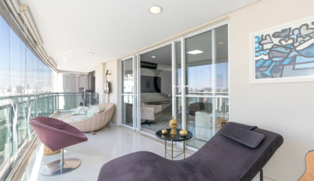 Apartamento à venda com 4 quartos, sendo 3 suítes,  em Vila Romana, São Paulo, SP