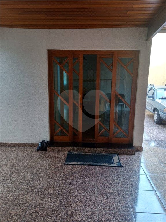 Casa à venda com 3 quartos em Sítio São José, Suzano, SP
