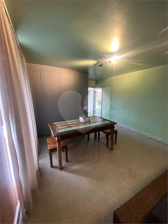 Sobrado à venda com 3 quartos, sendo 1 suíte, em Vila Irmãos Arnoni, São Paulo, SP