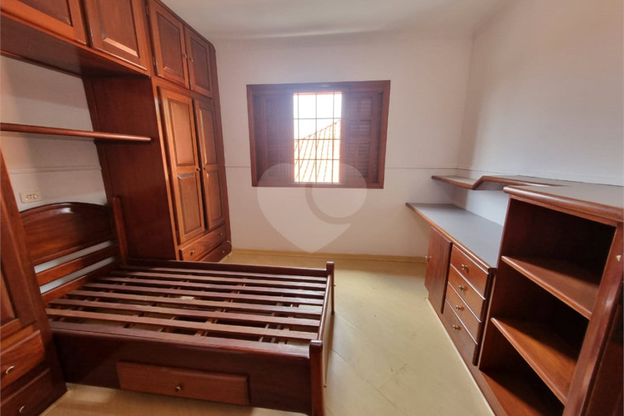 Sobrado à venda com 3 quartos, sendo 1 suíte, em City Recanto Anastácio, São Paulo, SP