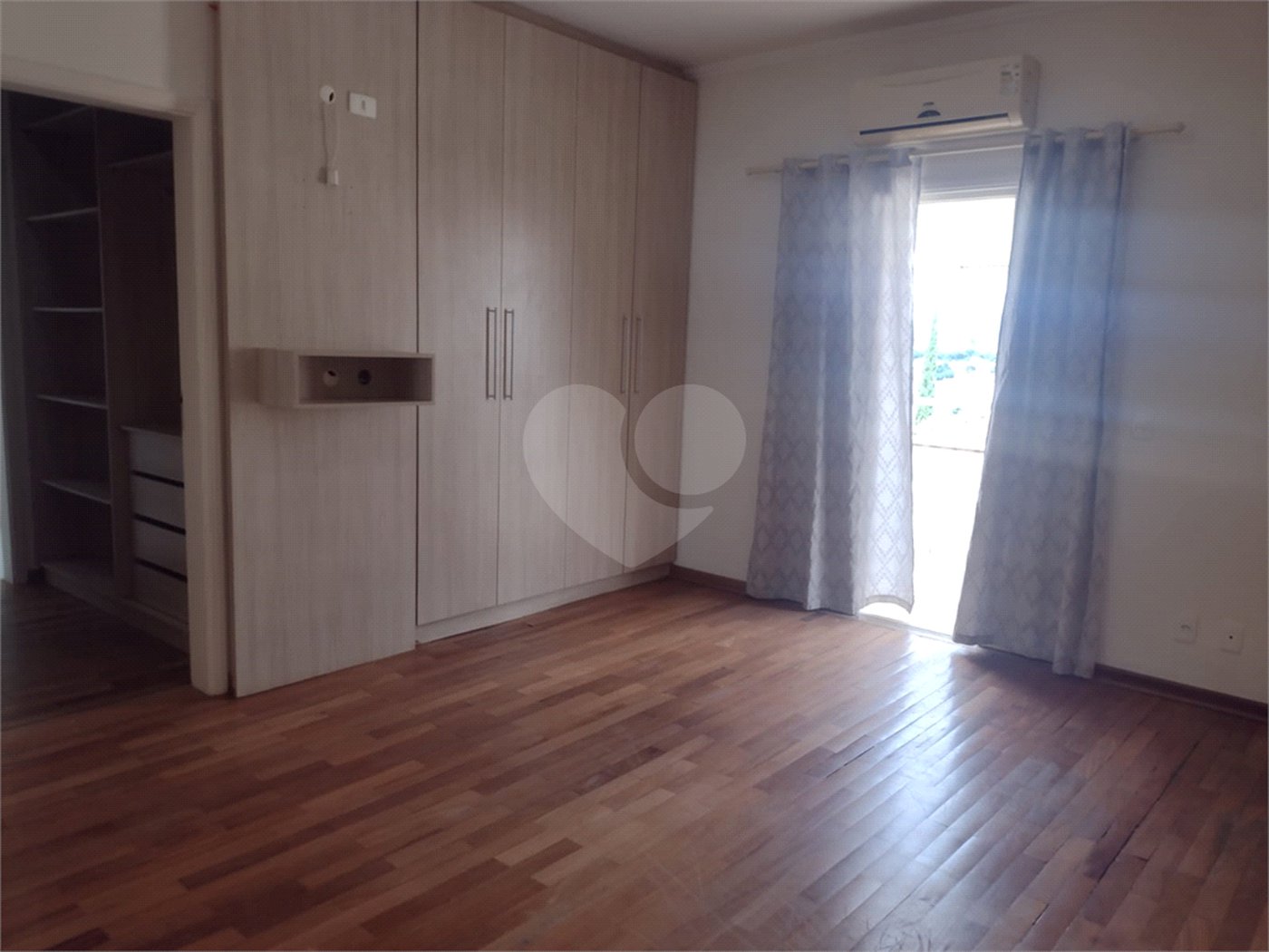 Casa para alugar com 3 suítes em Loteamento Aldeia da Mata, Votorantim, SP