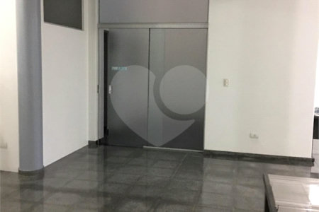 Salão Comercial para alugar em Cidade Satélite, Atibaia, SP