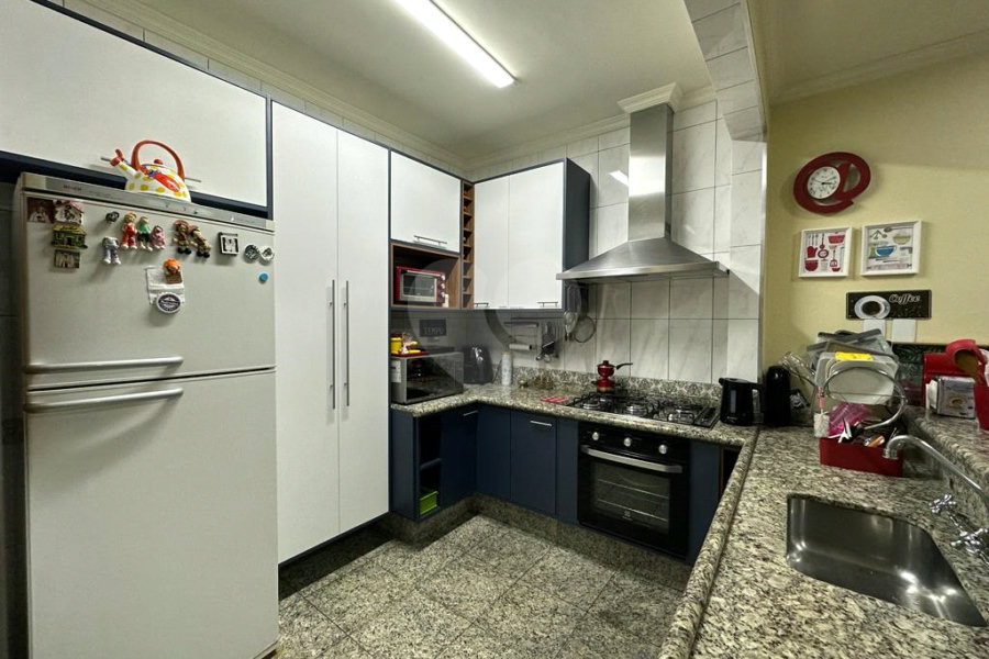 Sobrado à venda com 2 quartos em Vila Constança, São Paulo, SP