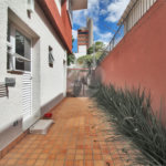 Casa à venda com 3 quartos, sendo 1 suíte, em Vila Mariana, São Paulo, SP