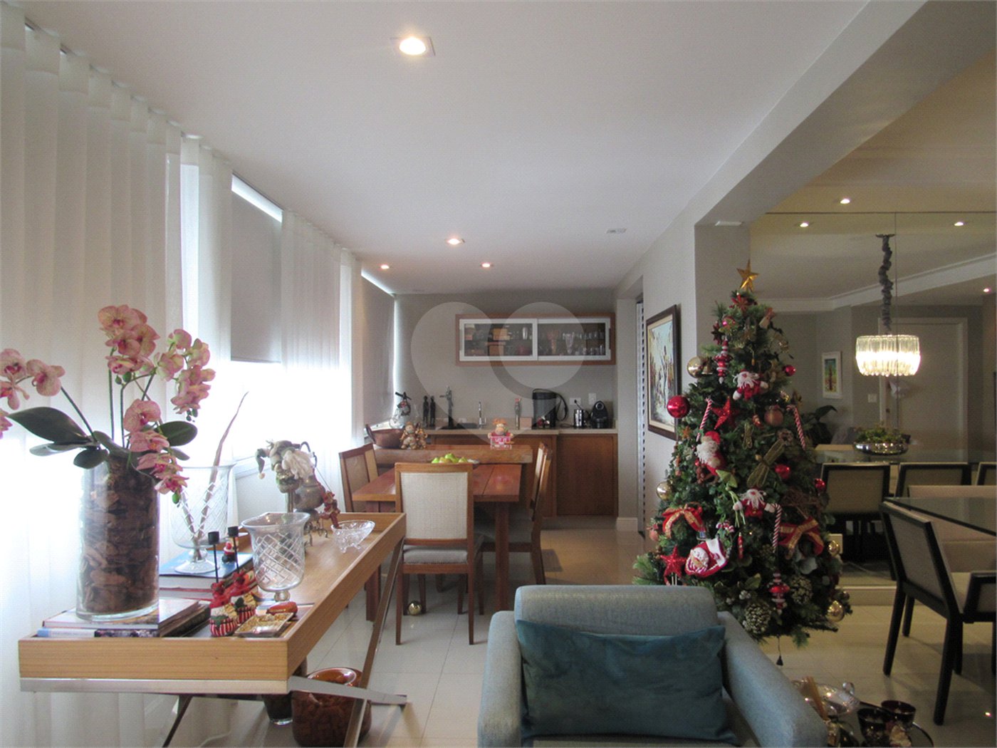 Apartamento à venda com 4 quartos, sendo 3 suítes, em Jardim Londrina, São Paulo, SP