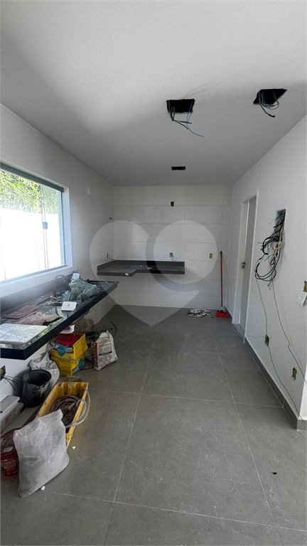 Casa à venda com 3 quartos, sendo 1 suíte, no condomínio Parque Guará, Rio de Janeiro - RJ