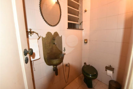 Sobrado à venda com 3 quartos, sendo 1 suíte, em Vila Clementino, São Paulo, SP