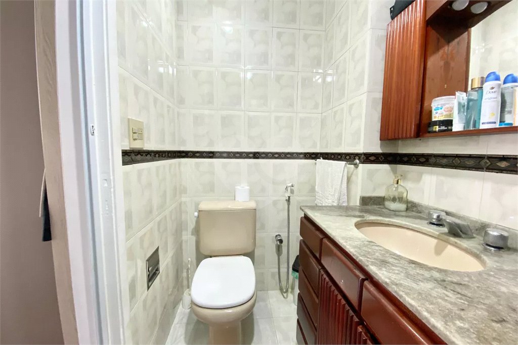Apartamento à venda com 2 quartos em Copacabana, Rio de Janeiro, RJ