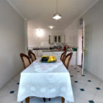 Casa à venda com 3 quartos, sendo 2 suítes,  no condomínio Vila Hípica I, Vinhedo - SP