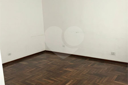 Casa à venda com 3 quartos, sendo 2 suítes, em Planalto Paulista, São Paulo, SP