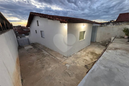 Casa à venda com 2 quartos em Jardim Camila, Mogi das Cruzes, SP